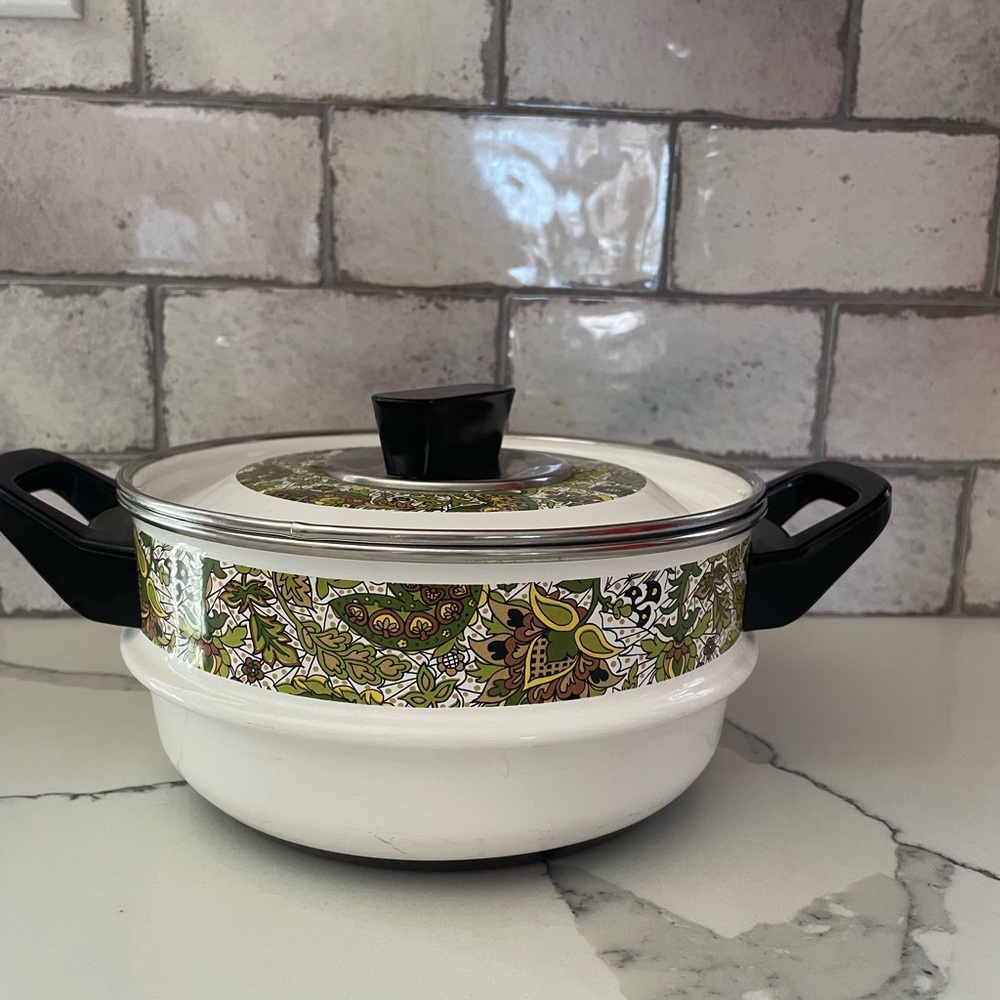 MCM green paisley enamel pot retro kitchenware